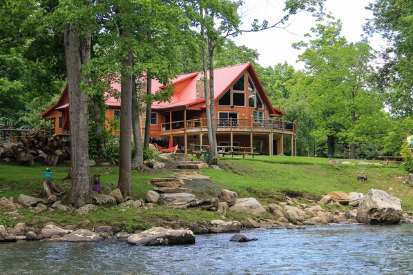 300 feet of private riverfront property to fish, tube, swim & create memories