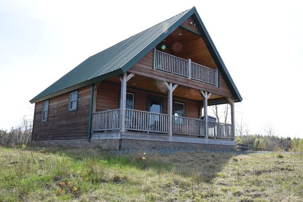 Meadow Camp - Sleeps 10