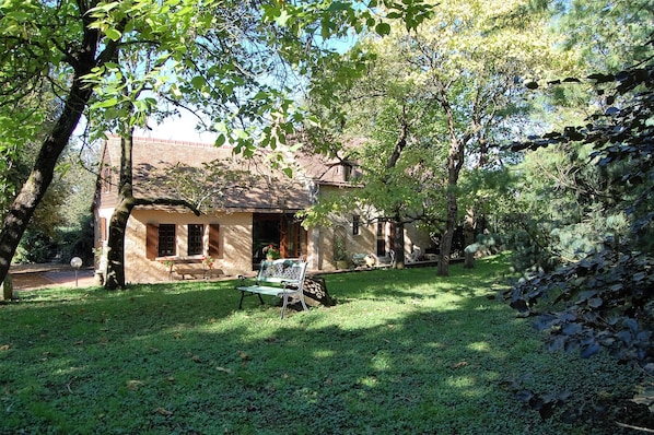 5 Acres park