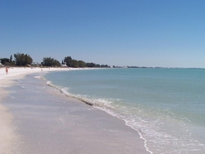 Calm waters, and warm, too. You'll want to float all day in Anna Maria Island