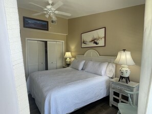 Comfortable King Bed with private balcony with Gulf Views!