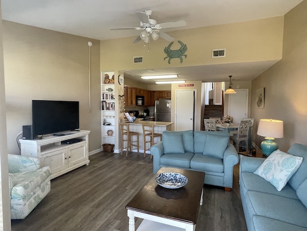 Newly renovated interior with soothing colors for the soul!