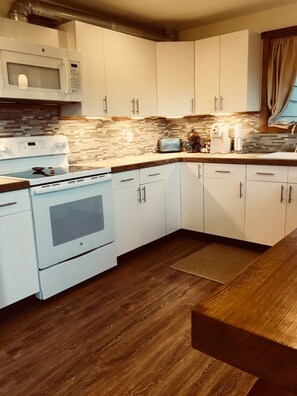 Full use kitchen 