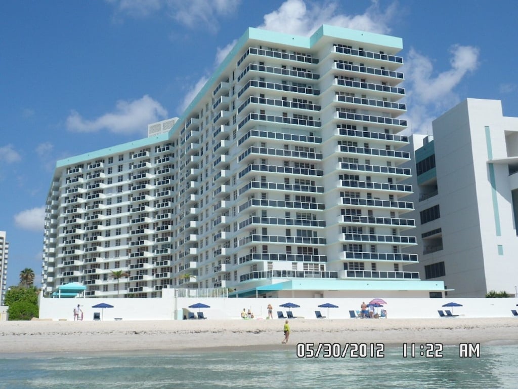 Sea Air Towers, Hollywood, Florida, United States of America