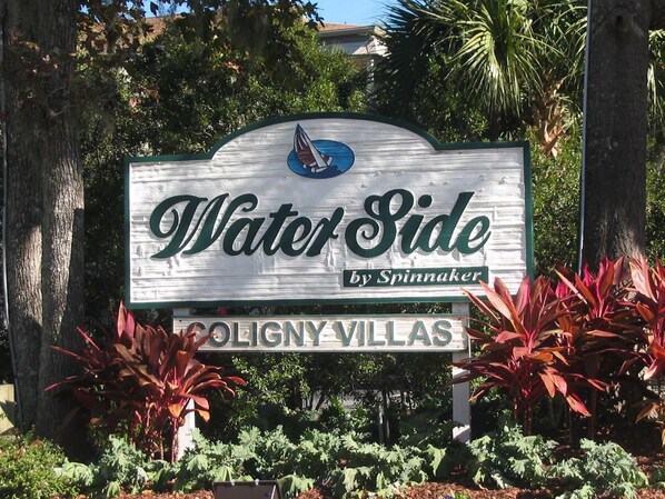 Entrance to Coligny Villas