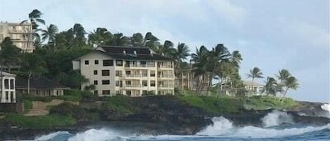 The Penthouse at Poipu Shores
Top Floor Corner Unit