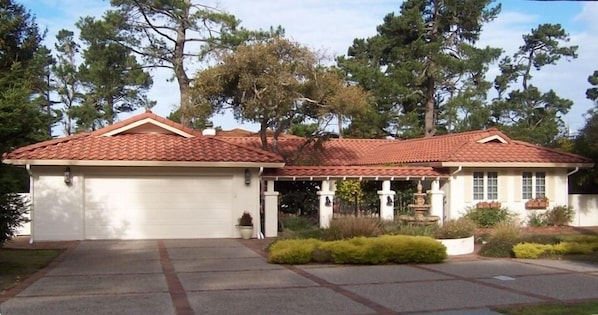 Mediterranean retreat, Villa Maggio is nestled in the Del Monte Forest