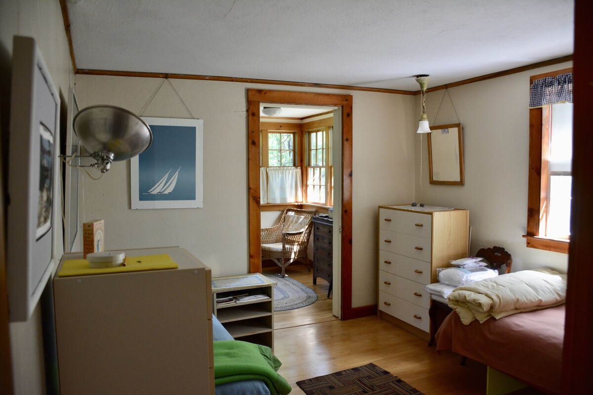 Main Image