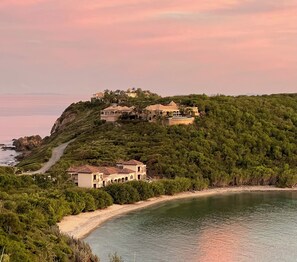 Sunset overlooking Ditleff Beach House and Villa Cin Cin.