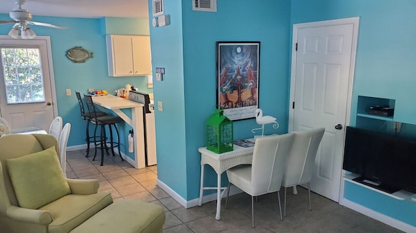 Open concept family room to eat-in kitchen