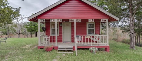 The Lone Star Cottage