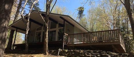 View of our cottage as you drive up the driveway