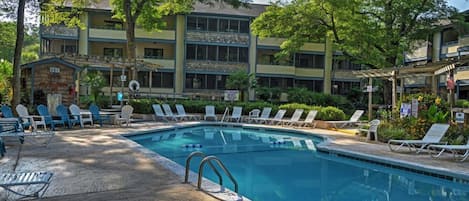 Great outdoor pool area