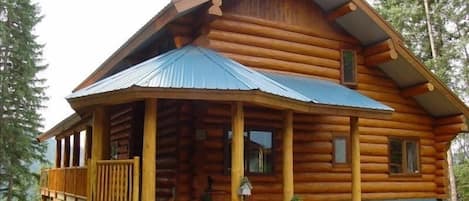 The Cariboo Cabin