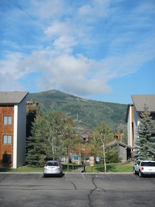 Steamboat Rockies 2 Bedroom 2 Bath Large - All Amenities