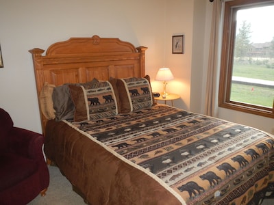 Steamboat Rockies 2 Bedroom 2 Bath Large - All Amenities