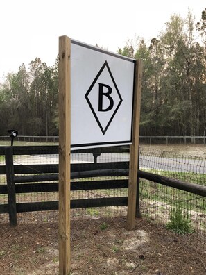Lighted sign on driveway. Detailed directions to cottage provided. 