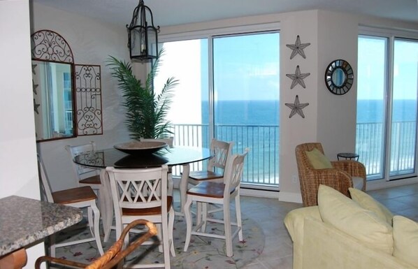 Dining area with Gulf View