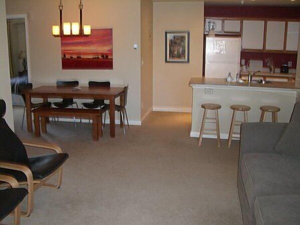 Living Room with queen size pull-out couch
