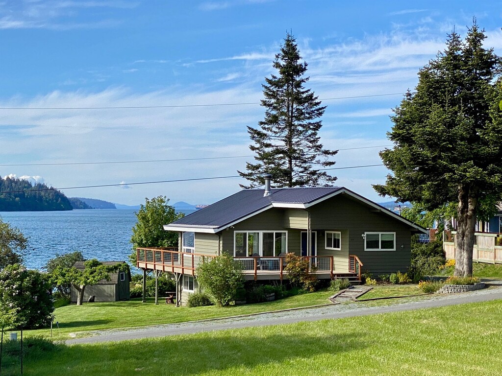 A Home On The Harbor Beach Water Views Quiet S Whidbey July 21 Freeland Washington Wa Usa A Home On The Harbor Beach Water Views Quiet S Whidbey July 21 Freeland Washington Wa Usa
