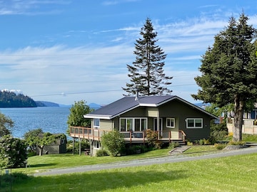 A Home On The Harbor Beach Water Views Quiet S Whidbey July 21 Freeland Washington Wa Usa