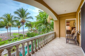 Living room terrace