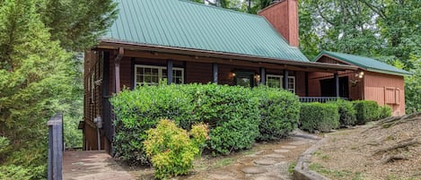 Pigeon Forge Cabin "Caddy Shack Lodge"