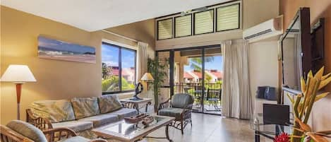 Living room open to Lanai