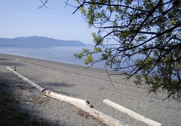 Beach Tennis Basketball Court Lummi Island Vrbo Beach Tennis Basketball Court Lummi Island Vrbo
