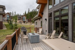 Homestead Chalet 5 - Deck 1