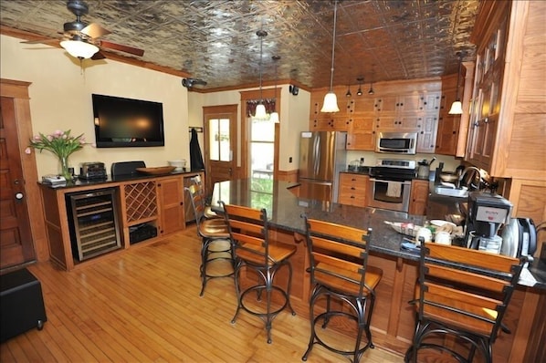 Make yourself at home in this newly updated kitchen