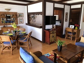 Kiahuna Condo #155 Living Room, Dining Room, and Kitchen