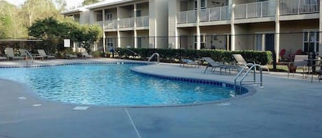 condo is in the courtyard, right beside the pool on first floor.