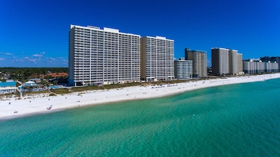 Glorious Ocean Front Views,  No check in required, FREE WiFi! FREE Beach Chairs!