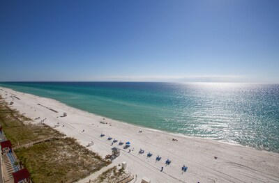 Glorious Ocean Front Views,  No check in required, FREE WiFi! FREE Beach Chairs!