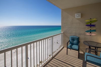 Glorious Ocean Front Views,  No check in required, FREE WiFi! FREE Beach Chairs!