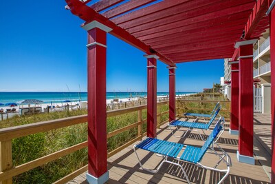 Glorious Ocean Front Views,  No check in required, FREE WiFi! FREE Beach Chairs!