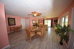 Dining area with ample of seating - and bayviews