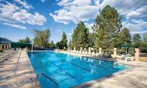 Outdoor Swimming Pool