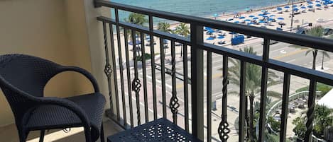 Private Balcony (Oceanfront View)