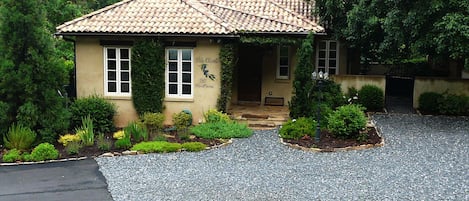 Front view of Villa Oliveti in Montaluce Winery & Estates, Dahlonega, Georgia