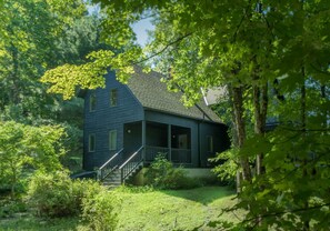 View of house from the driveway.