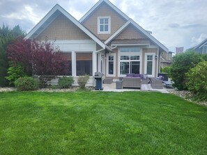 Cottage backing on lovely grass meadows