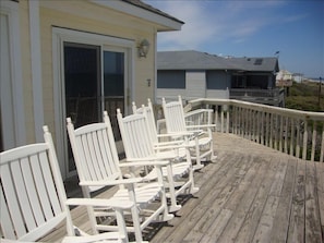 Upper Deck