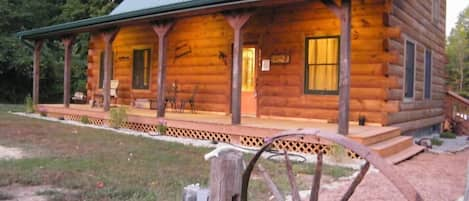 Hoot Owl Cabin