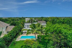 La Palapa - aerial view of the property
