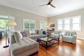 living room
