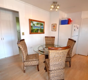 B7 Dining Area