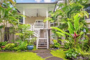 Steps to the front door