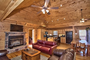 Main Living Area With Open Floor Plan With A Real Fire Place And 50" HDTV!